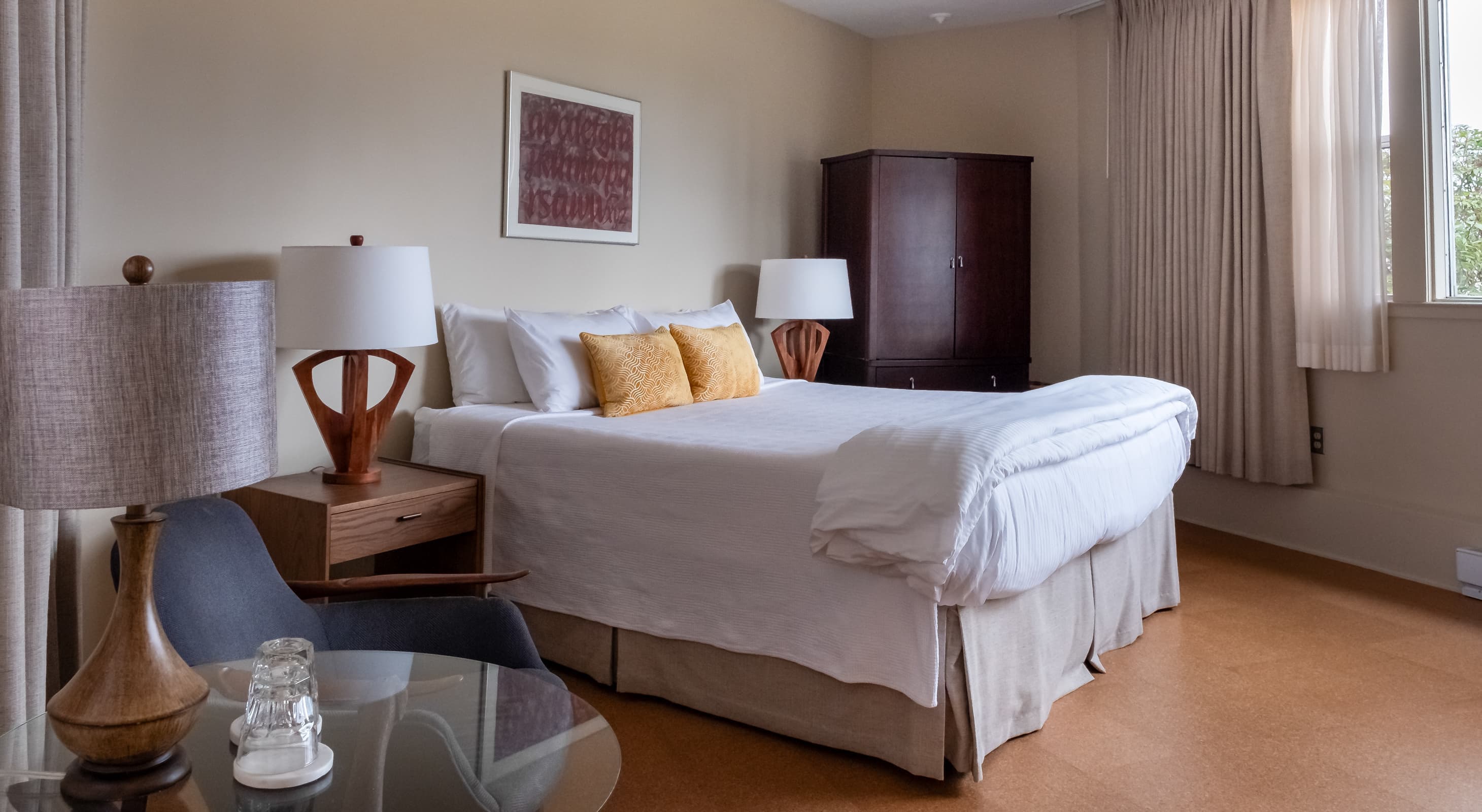 King bed in Gallery Room