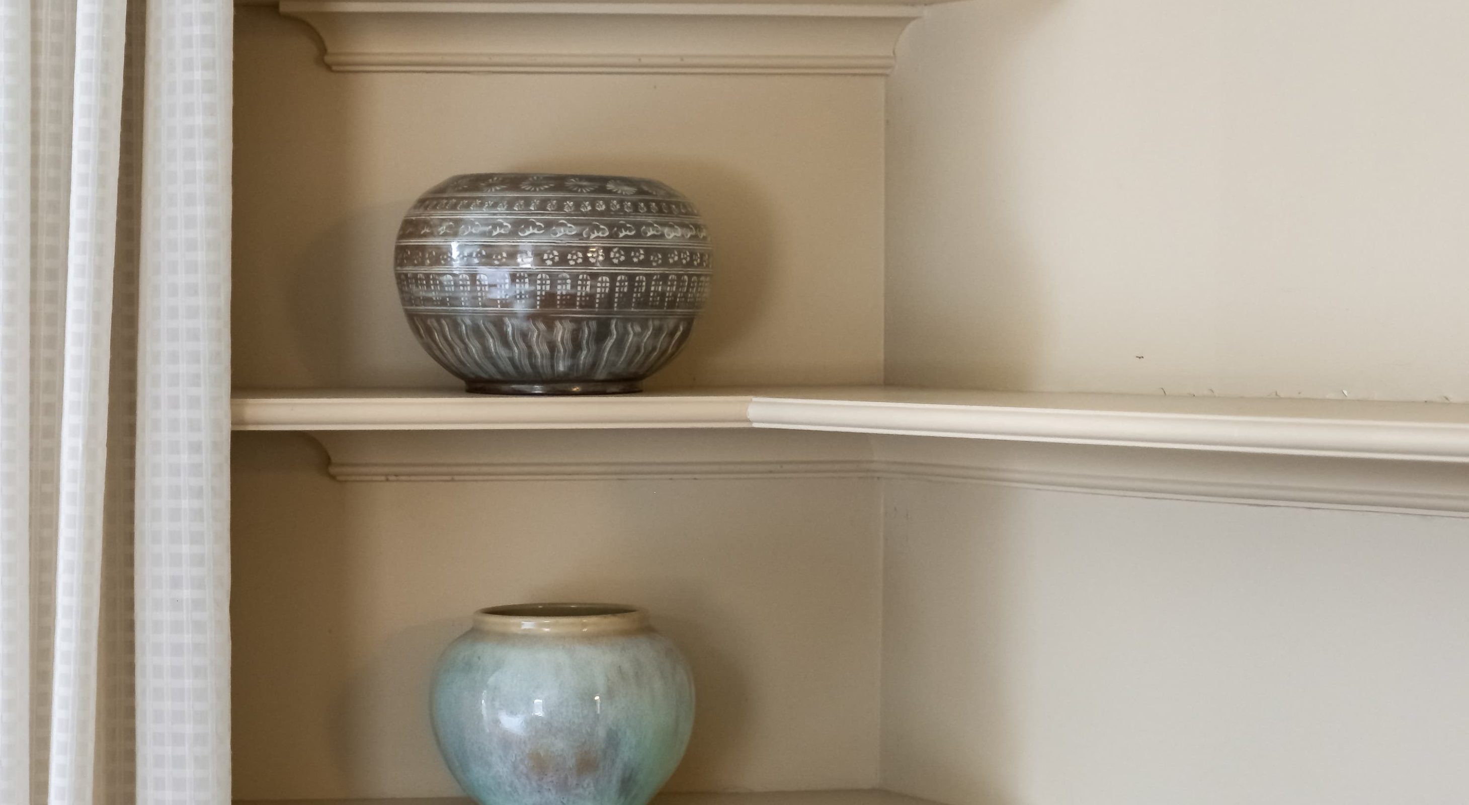 Art & decor detail in North Room Berkshires accommodations
