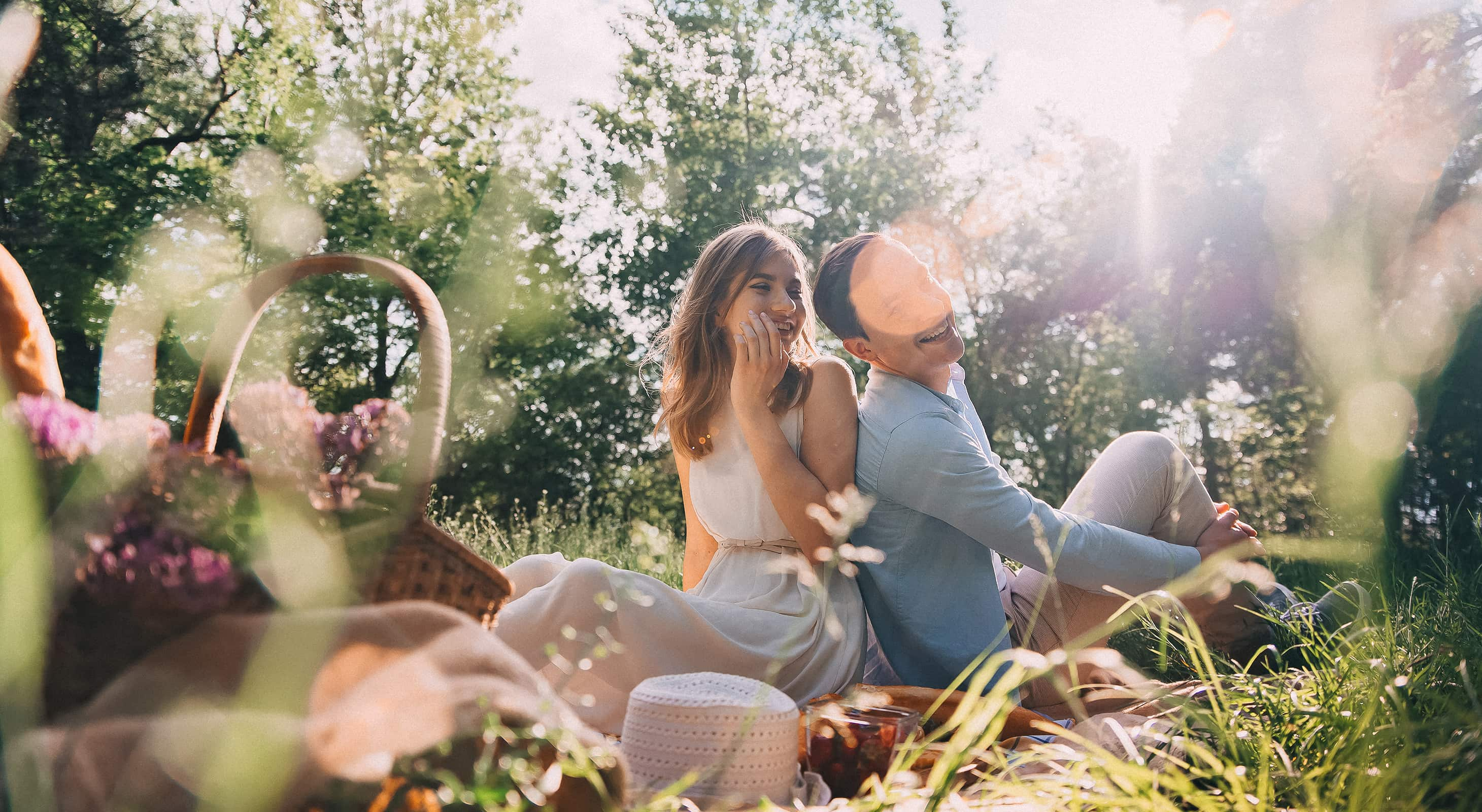 Couple having a picnic on their hike at Field Farm during a Berkshires getaway