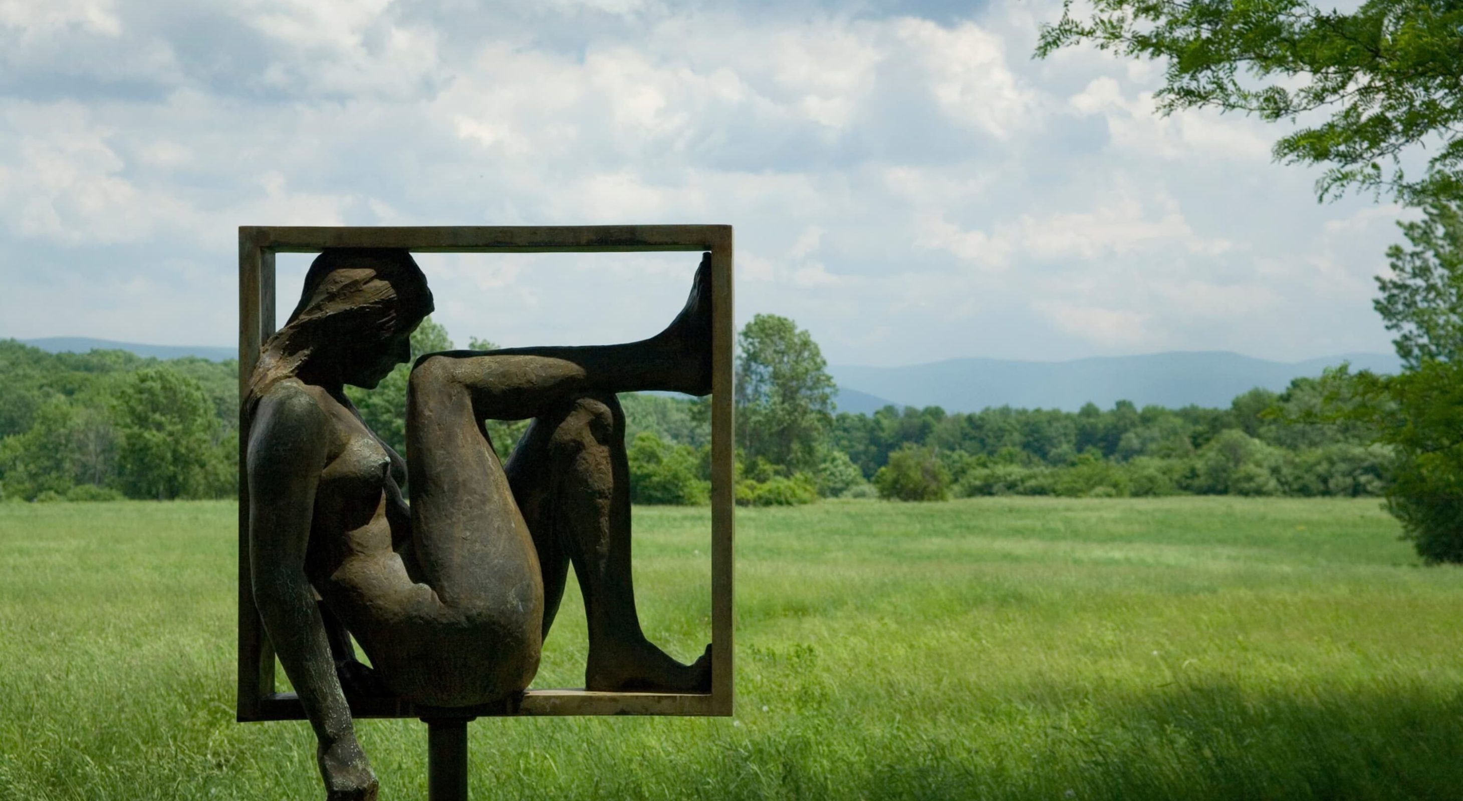 Sandy in the Square sculpture